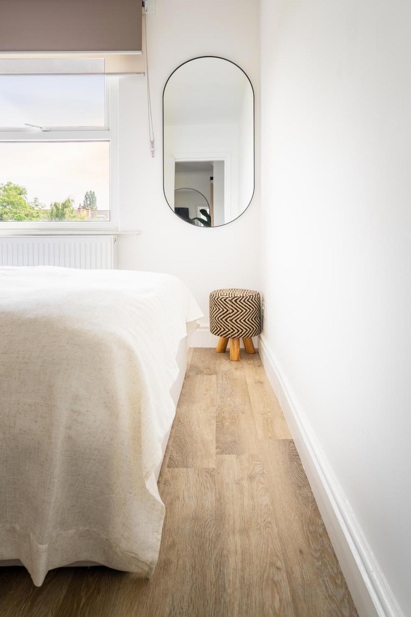 Newly Designed, 2Br Apt, 5Min From Northwood London Tube Station, Nato Hq, Ideal For Wembley, Warner Studio, Contractors Exterior foto